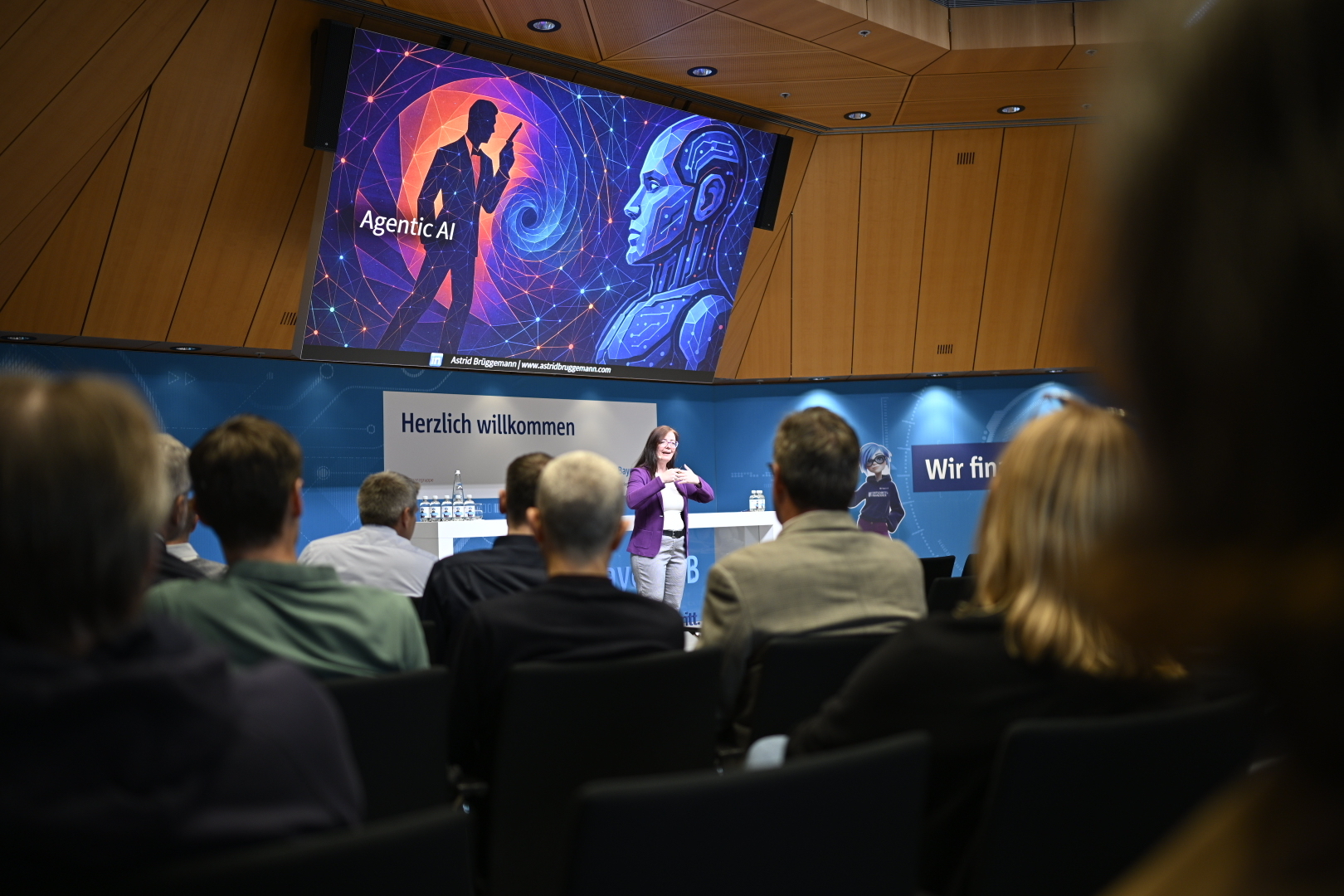 Astrid Brüggemann – KI Keynote Speakerin in München für Unternehmen und Events